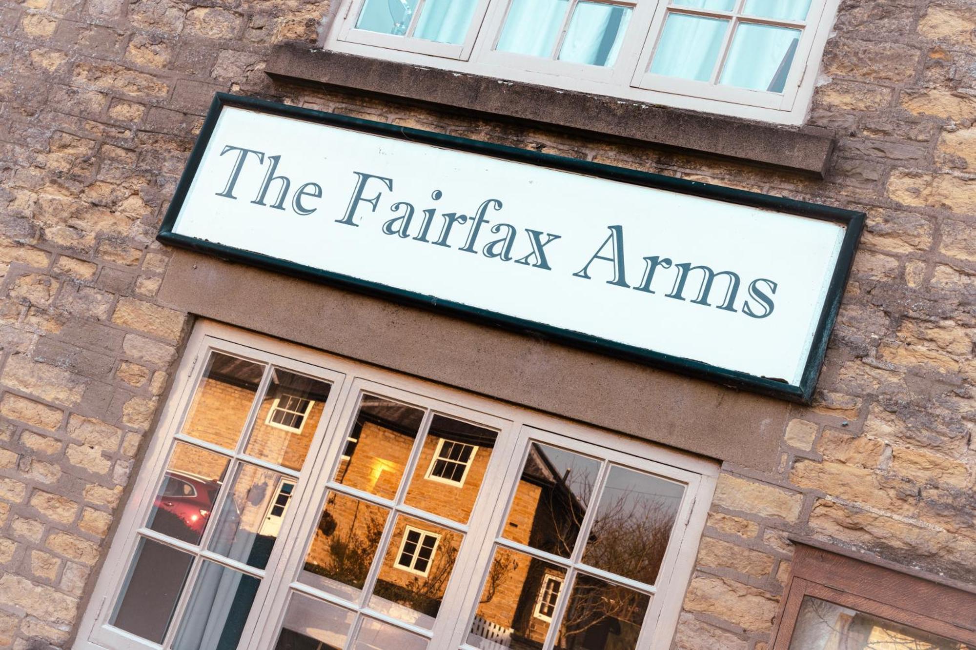 Отель The Fairfax Arms Gilling East Экстерьер фото